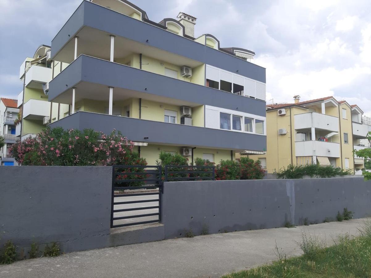 Apartman Sky Pula Zewnętrze zdjęcie